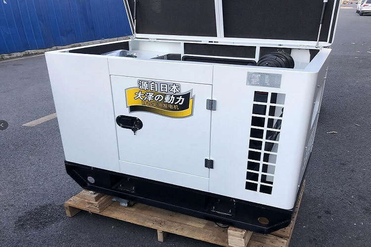 10-15kw柴油發(fā)電機(jī)220V380V用幾平方電纜